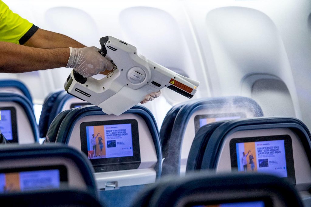 Igienizzazione degli aerei: come funziona? [Video]