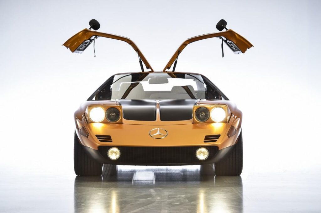 Mercedes Benz C 111: la storia del prototipo futuristico diventato icona dell’automobilismo