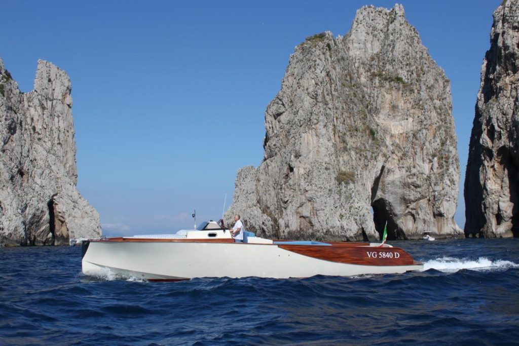 Wooden Boats WB40 Classic: il weekend cruiser con linee classiche