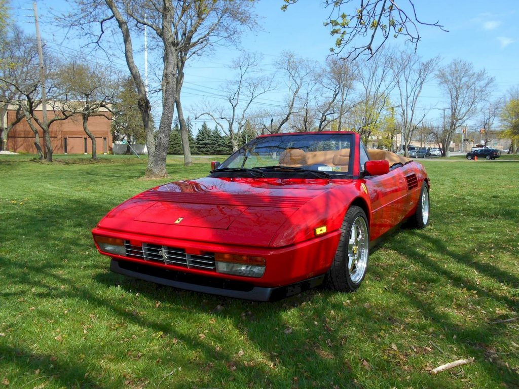 Ferrari Mondial T Cabrio all’asta a 25.000 dollari!