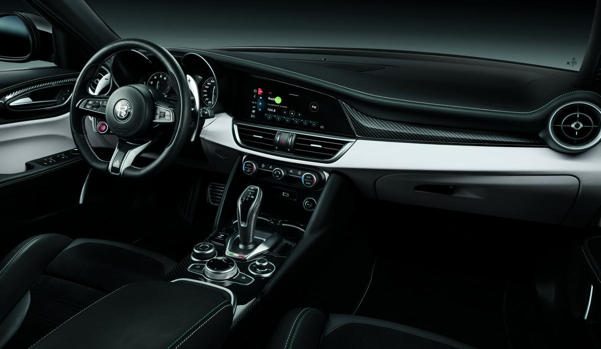 Alfa Romeo Quadrifoglio 2020