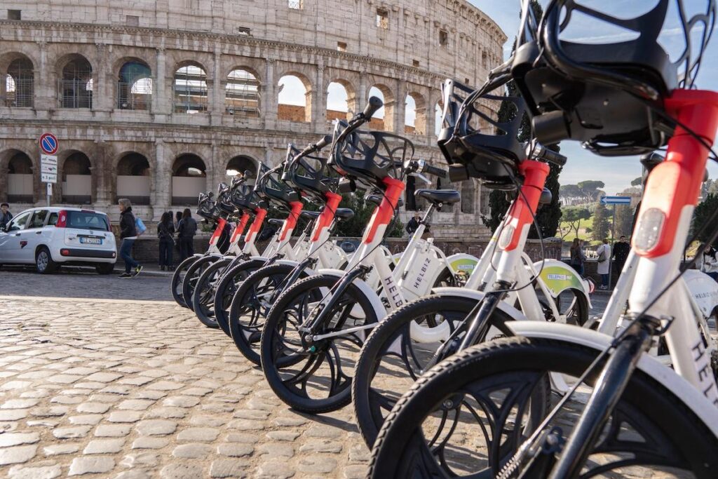 Helbiz e-bike sharing: quanto costa e come funziona