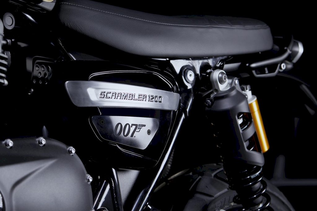 Triumph Scrambler 1200 Bond Edition: modello ispirato all’Agente 007
