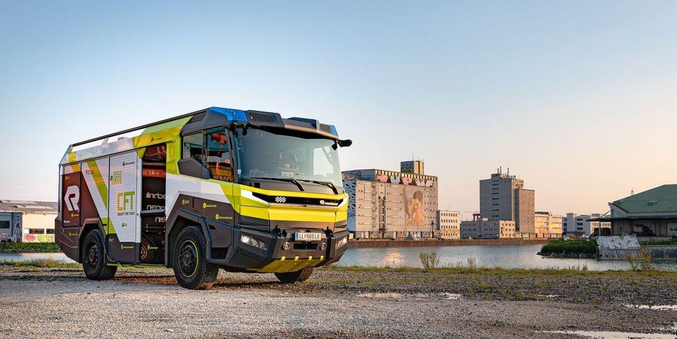 Concept Rosenbauer CFT: il camion dei pompieri elettrico da 1,1 milioni