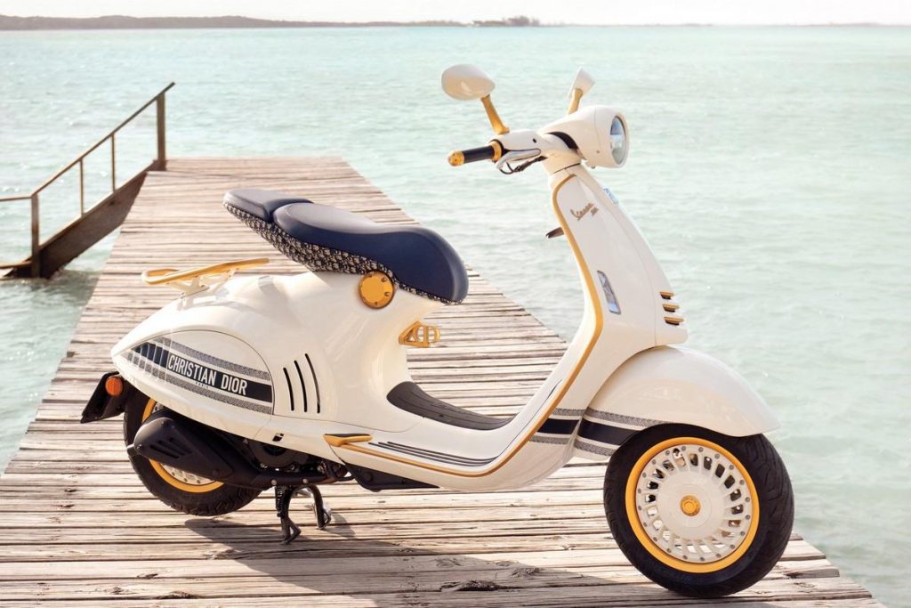 Vespa 946 Christian Dior: super chic ed extra glam!