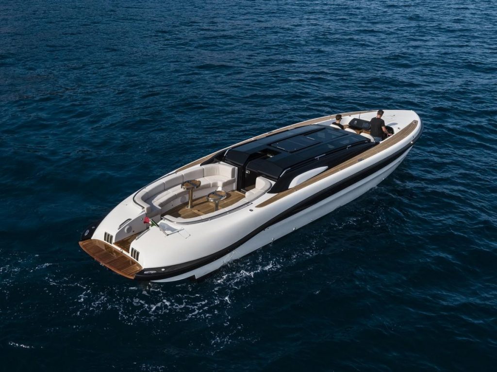 Wooden Boats WB14 limo tender: stile, alte prestazioni e sicurezza