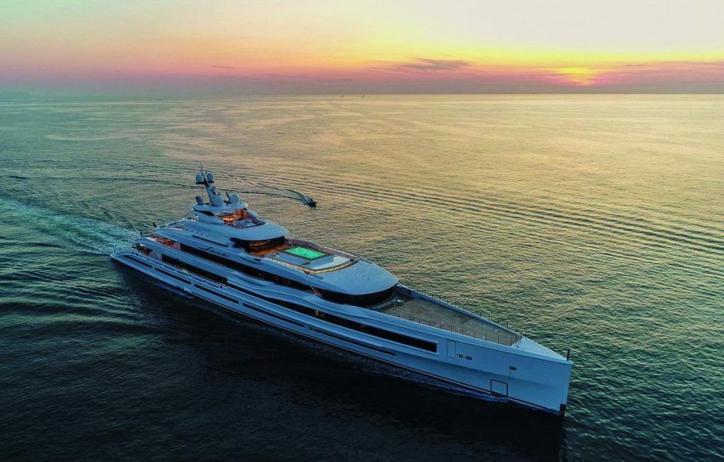 Benetti Giga Yacht Lana: audace, unico ed elegante