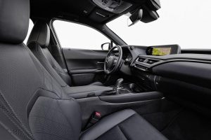 Lexus UX 300e 2020 (2)