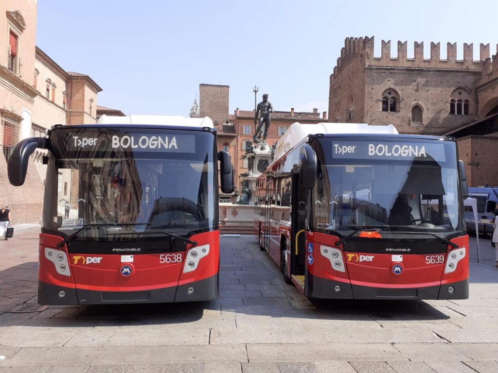 A Bologna arrivano 31 autobus a metano prodotti in Italia