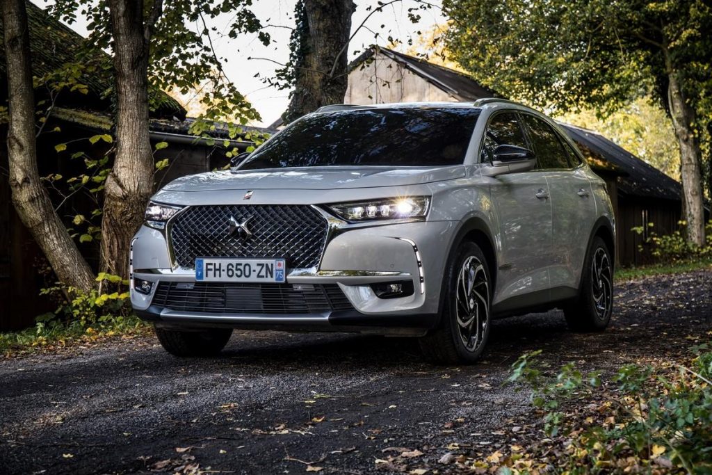 DS 7 Crossback E-Tense 4X4: guida dinamica e sicura