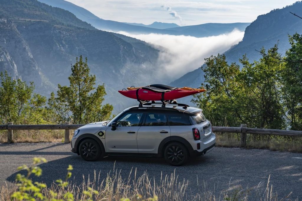 Mini Cooper SE Countryman ALL4: verso il Gran Canyon della Francia