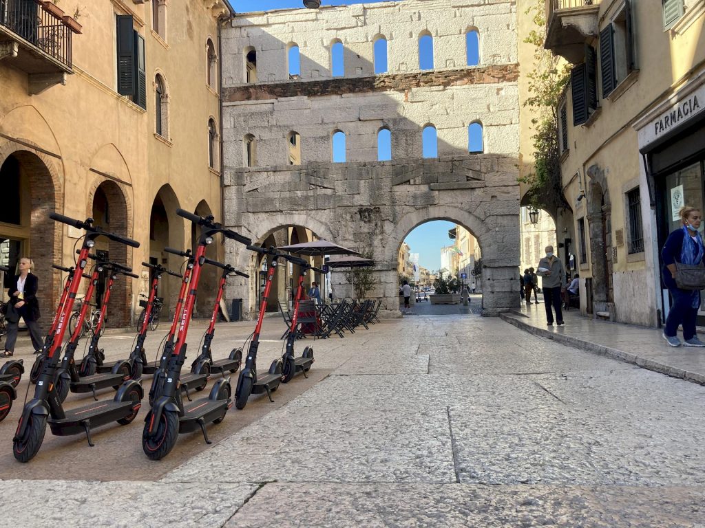 Seat MO eKickScooter 65: la prova in giro per verona!