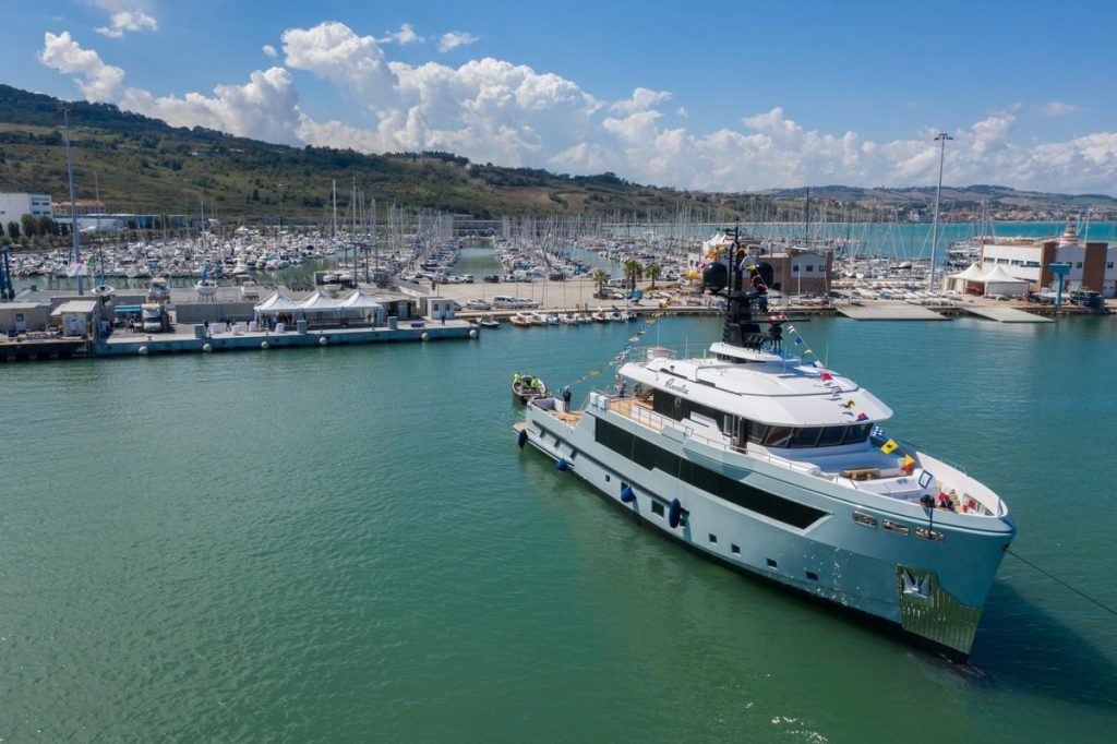 Cantiere delle Marche Flexplorer