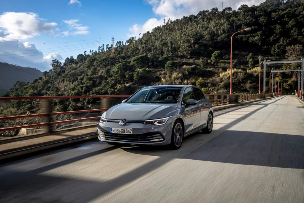 Nuova Volkswagen Golf 8 TGI: ora anche a metano!