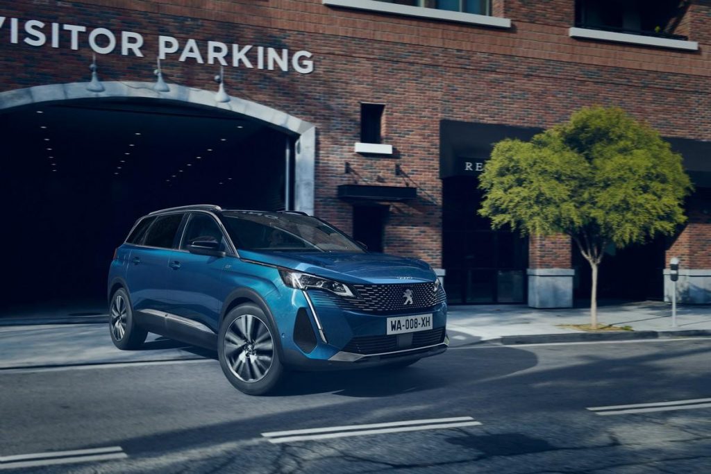 Nuovo Peugeot 5008: il super suv a partire da € 31.750