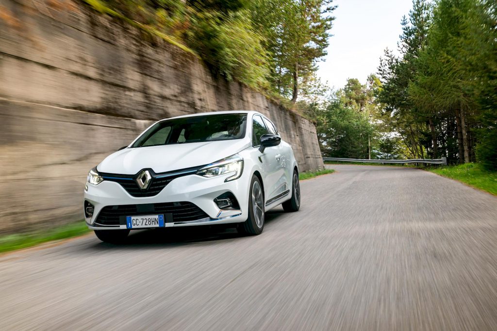 Renault Clio Hybrid in promozione a 19.600 euro con incentivi