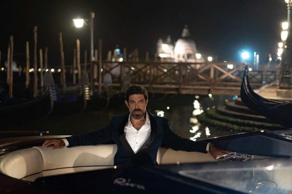 Riva in the movie Pierfrancesco Favino