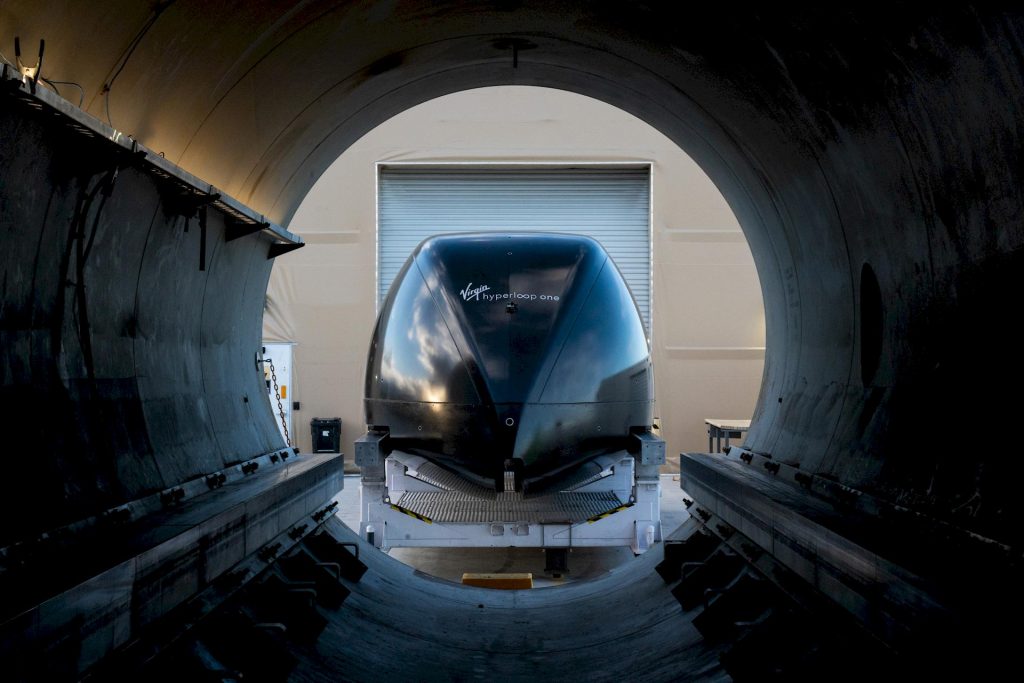 Per Virgin Hyperloop primi test per il treno che viaggia a quasi 1000 km/h.
