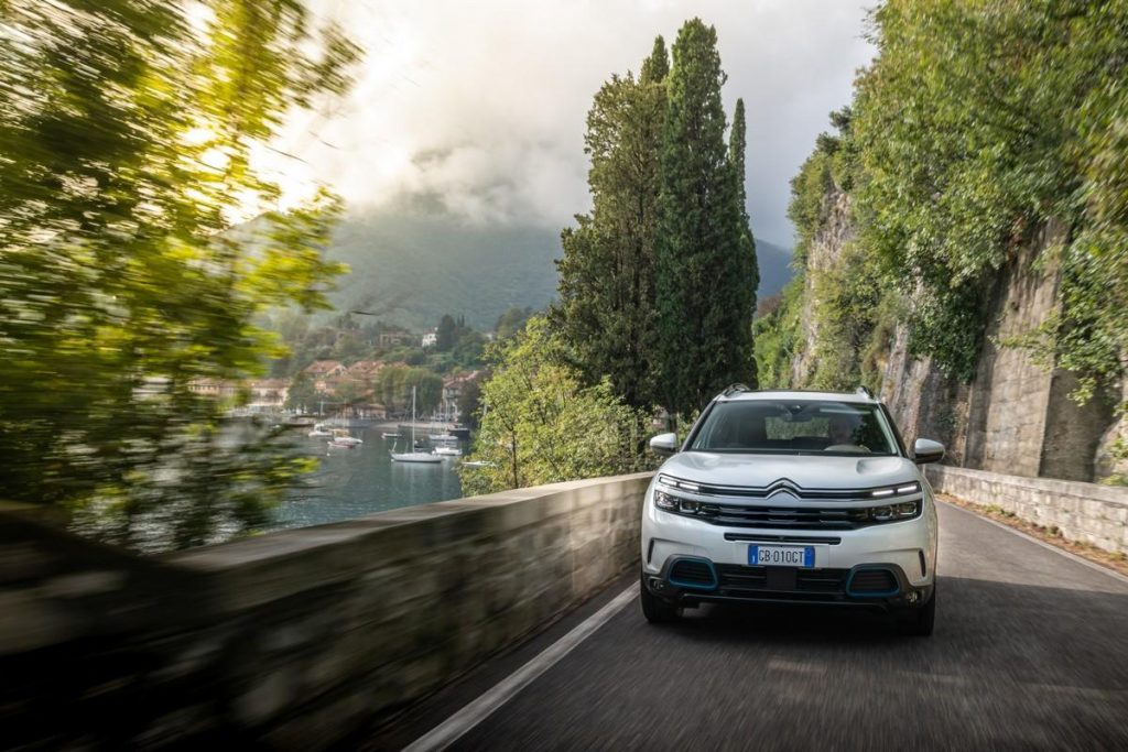 Citroen C5 Aircross Hybrid Plug-In in due versioni, Feel e Shine