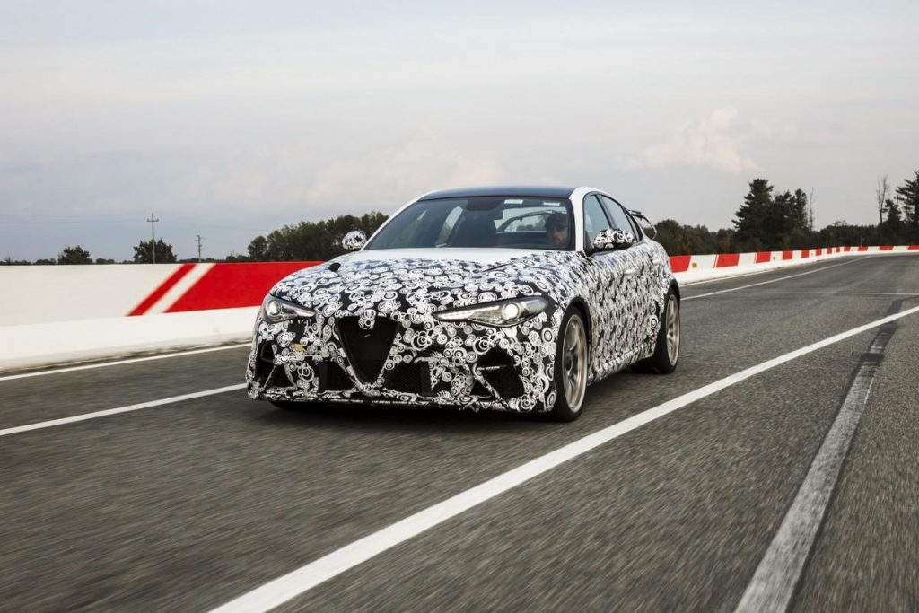 Alfa Romeo Giulia GTA test drive: provata da Räikkönen e Giovinazzi