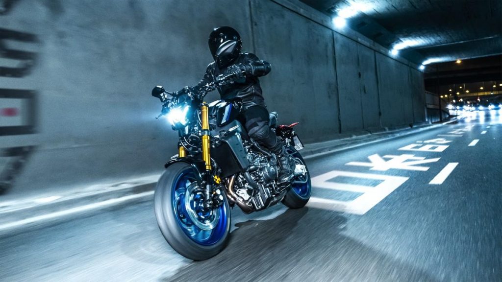 Yamaha MT-09 SP 2021: più aggressiva e più esclusiva