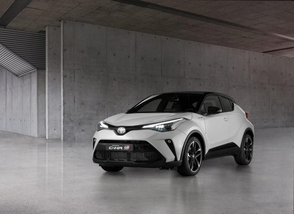 Toyota C-HR GR Sport: look più dinamico ed esclusivo