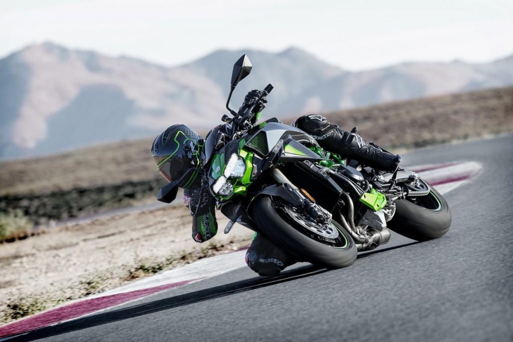 Kawasaki Z H2 SE 2021: la supernaked ancora più elettronica