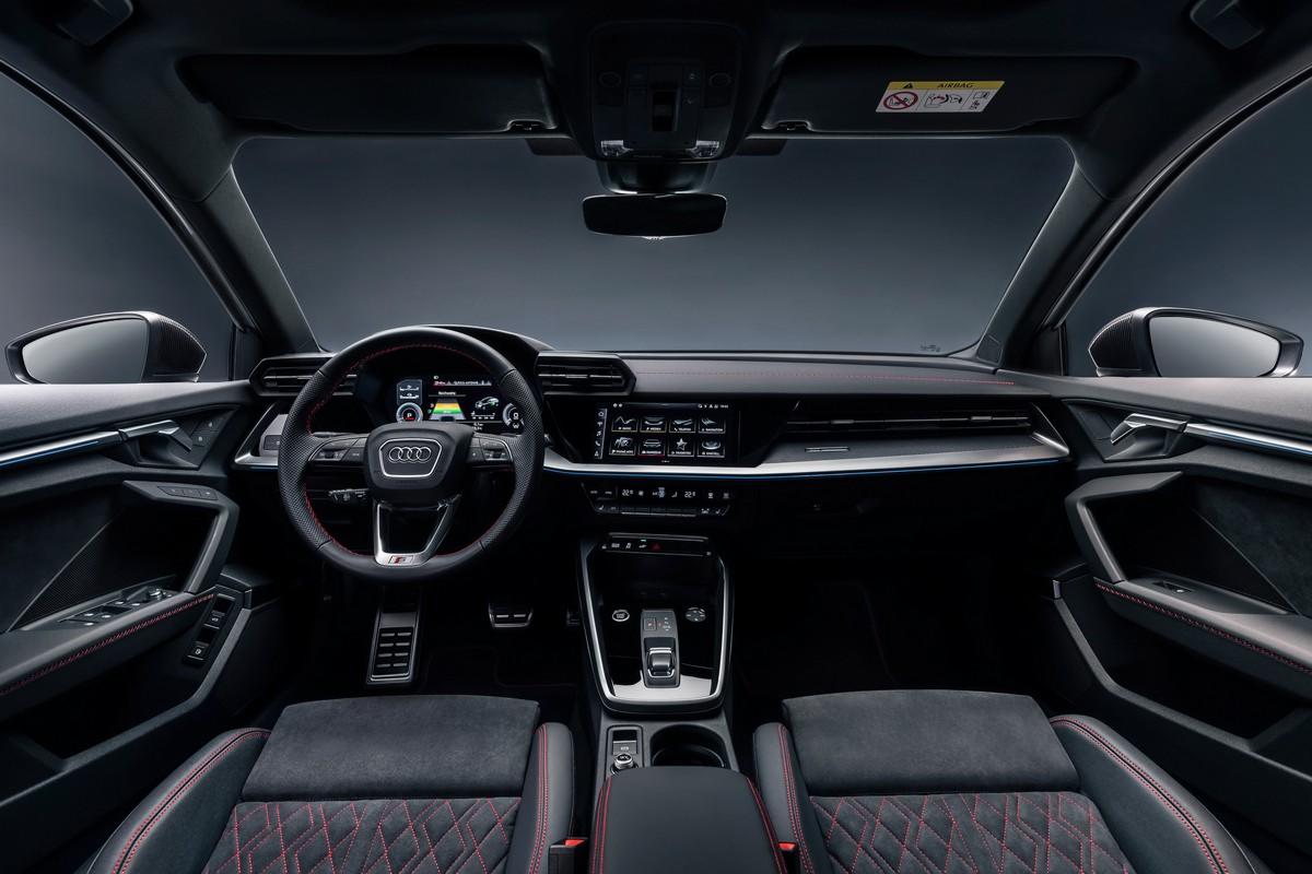 Nuova Audi A3 Sportback 45 TFSI e
