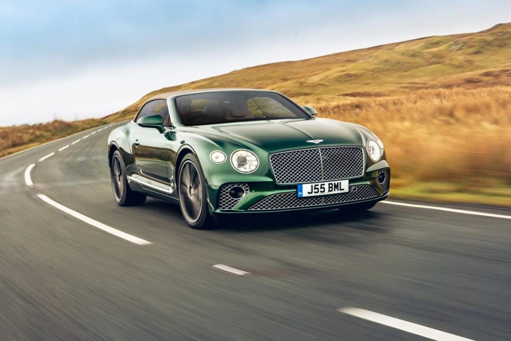 Bentley nuovi interni personalizzati 2020