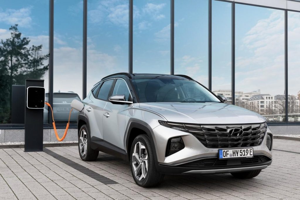 Nuova Hyundai Tucson Plug-in Hybrid: per una guida a basse emissioni e senza compromessi