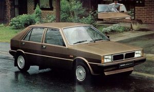 Saab Lancia 900