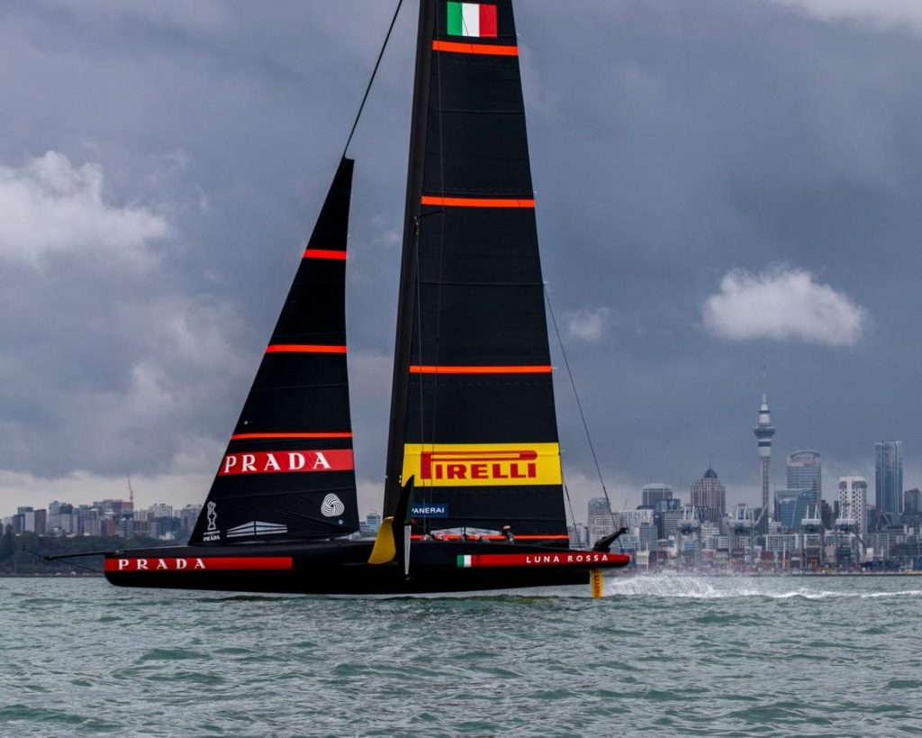 Prada Cup 2021 regate Round Robin 1: Luna Rossa sconfitta da Ineos UK