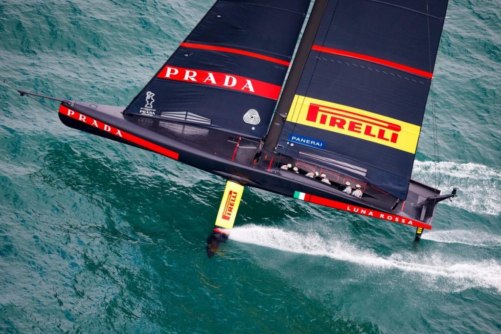 Prada Cup 2021 Round Robin 3: Luna Rossa battuta da Ineos, gli inglesi volano in finale