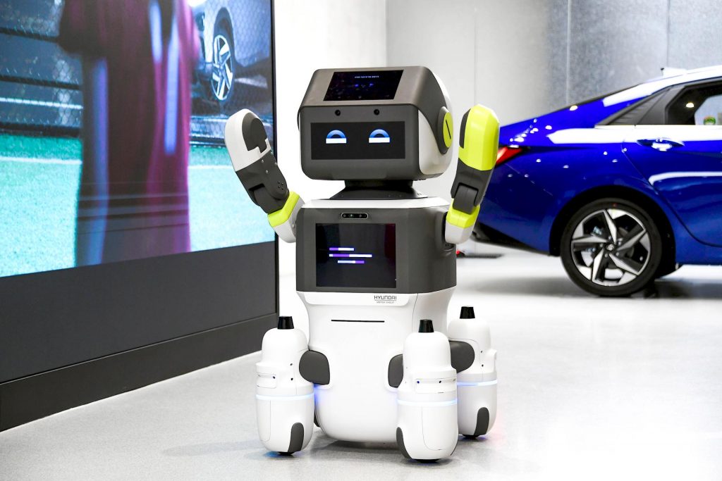 Hyundai DAL-e: il robot umanoide amico dei clienti