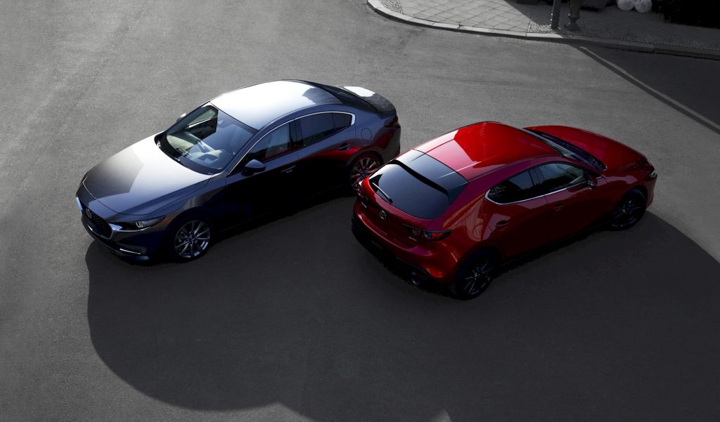 Mazda3 Sedan, arriva la versione berlina Mild Hybrid da 26.800 €
