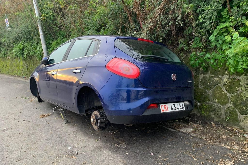 fiat bravo croce rossa