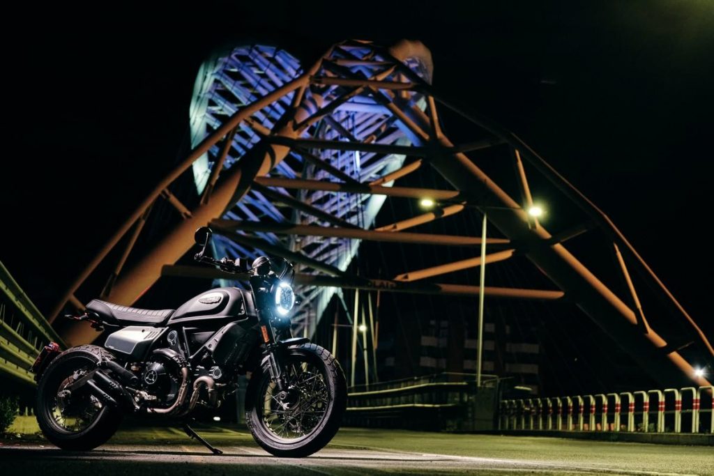 Nuove Ducati Scrambler 2021: Nightshift e 1100 Dark PRO