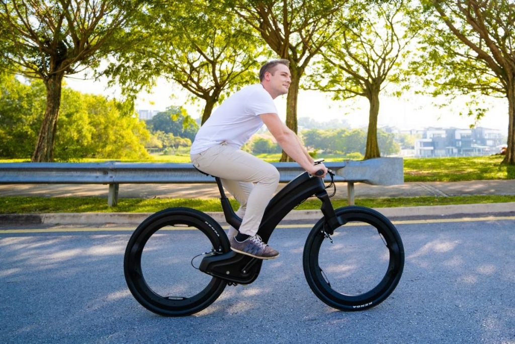 Reevo Hubless EBike, caratteristiche e prezzo della bici del futuro