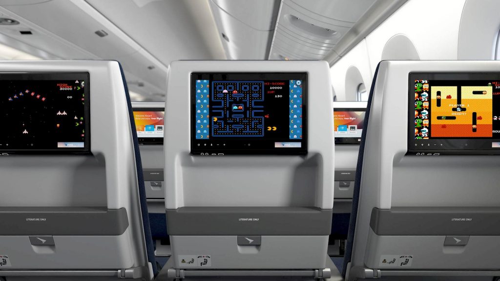 Pac-Man, Dig Dug e Galaga arrivano in aereo grazie a Panasonic e Namco