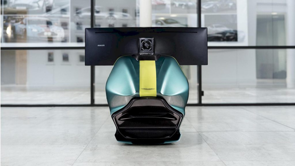 Curv C01 è il simulatore dell’Aston Martin Valkyrie da 70.000 sterline.