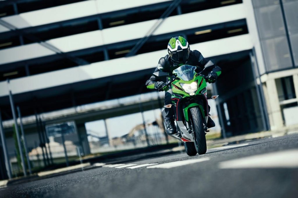 Kawasaki Z125 e Ninja 125 2021: svelate le 125cc naked e supersport