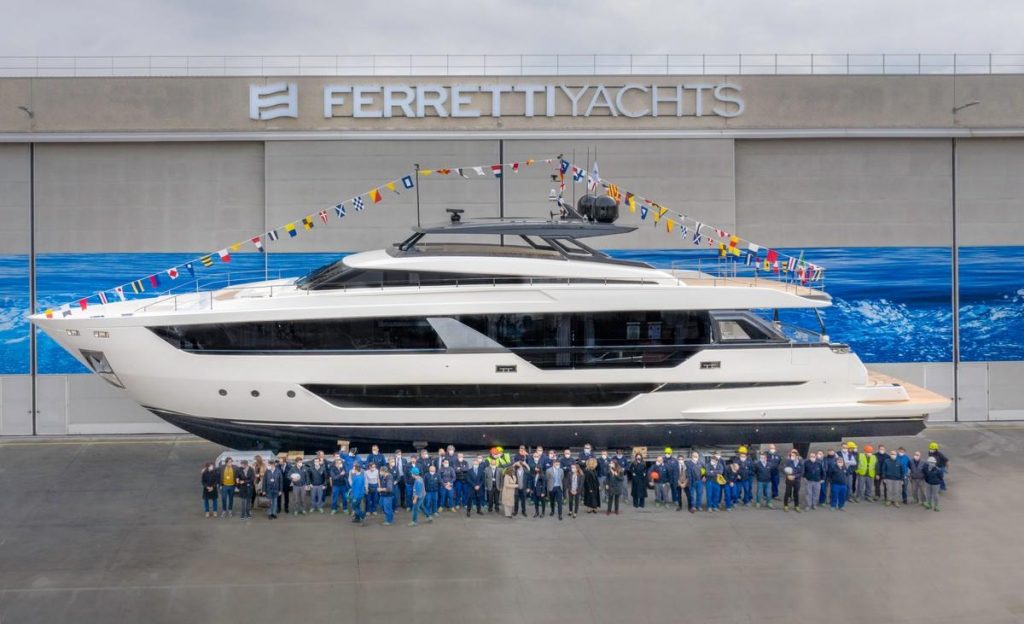 Nuovo Ferretti Yachts 1000: varato il più grande mai costruito dal Cantiere