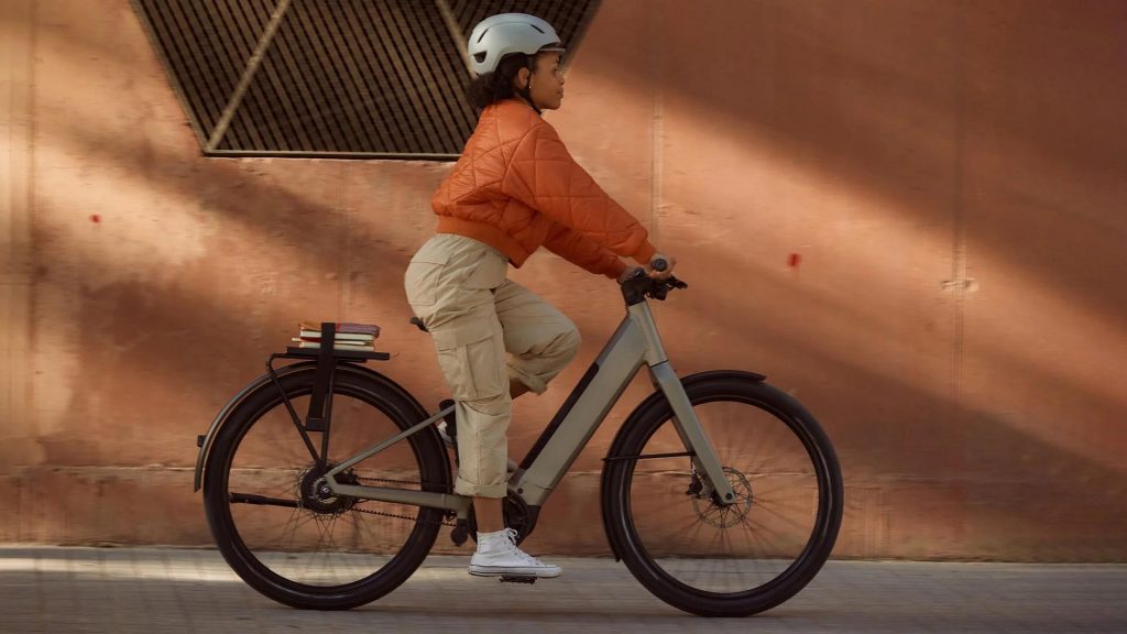 Canyon Precede ON AL: urban e-bike per muoversi in città ad un prezzo accessibile