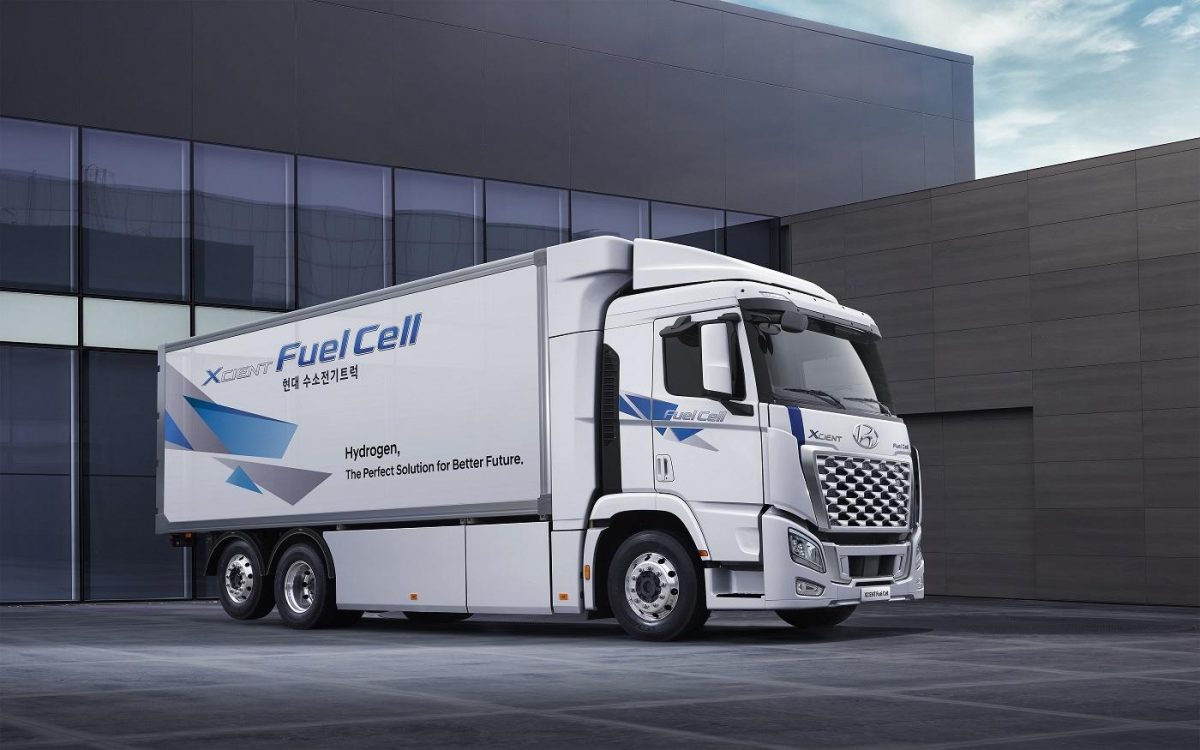 Hyundai XCient Fuel Cell 2021