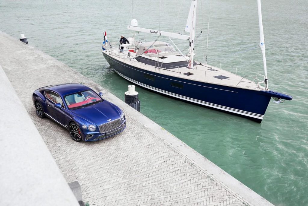 Contest Yachts 59 CS Bentley: il progetto one-off con interni ripresi dalla Continental GT V8