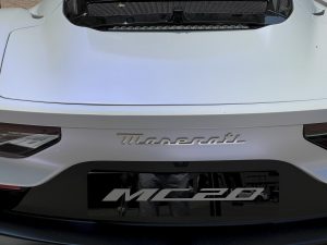 Maserati_MC20_logo_MIMO_2021
