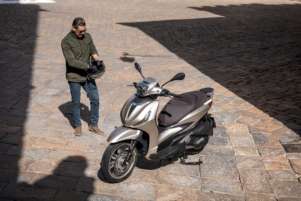 Su Piaggio Beverly 300 hpe e Beverly 300 hpe S supervalutazione dell’usato fino a 500 Euro.