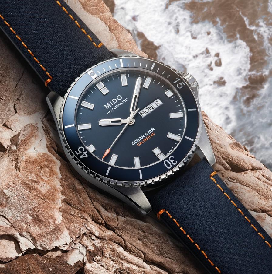 Mido Ocean Star 200 Red Bull Cliff Diving