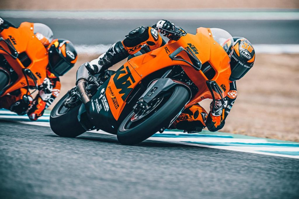 KTM RC 8C: la moto ready to race in edizione limitata