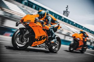 KTM RC 8C